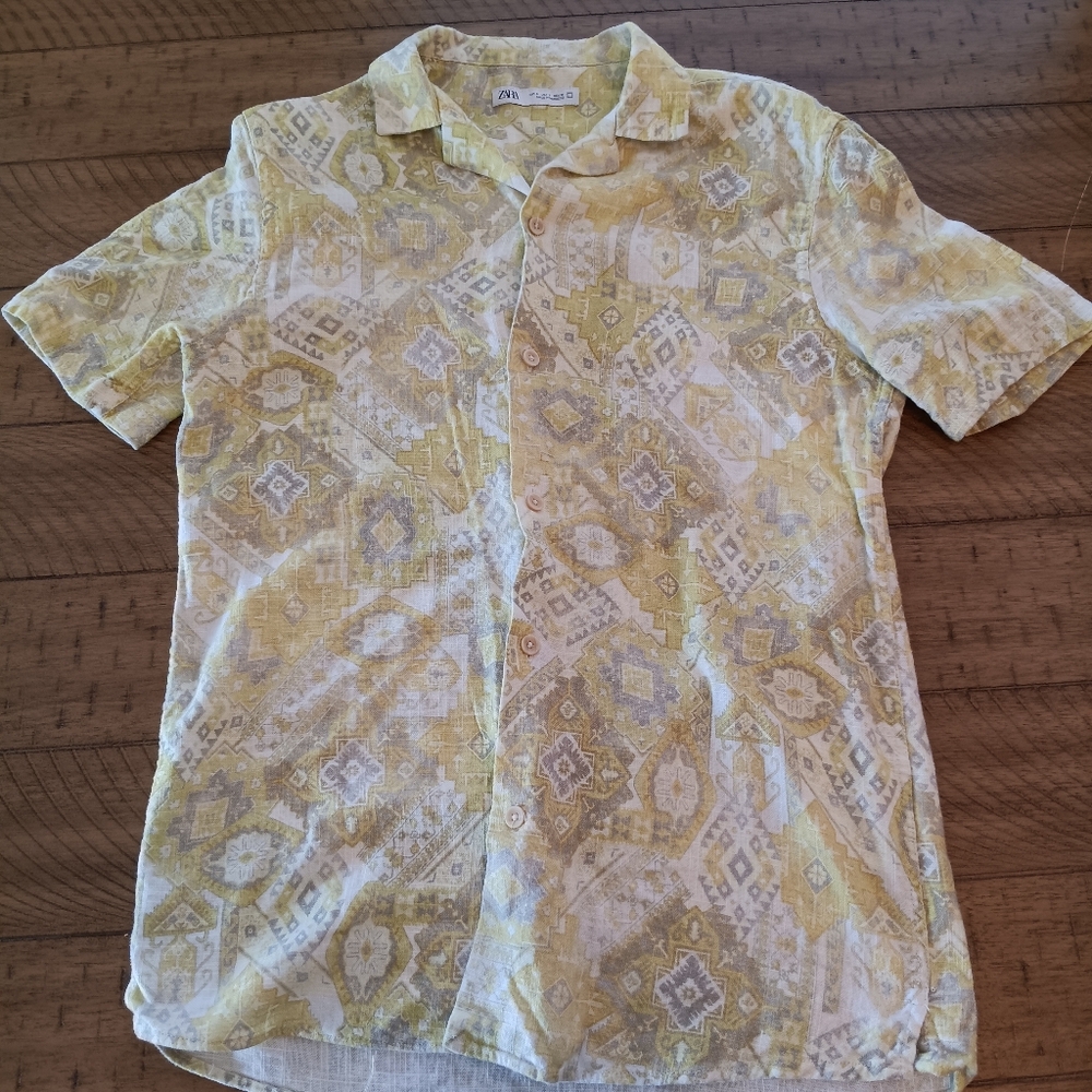 Zara Yellow and White Casual Button Down Shirt